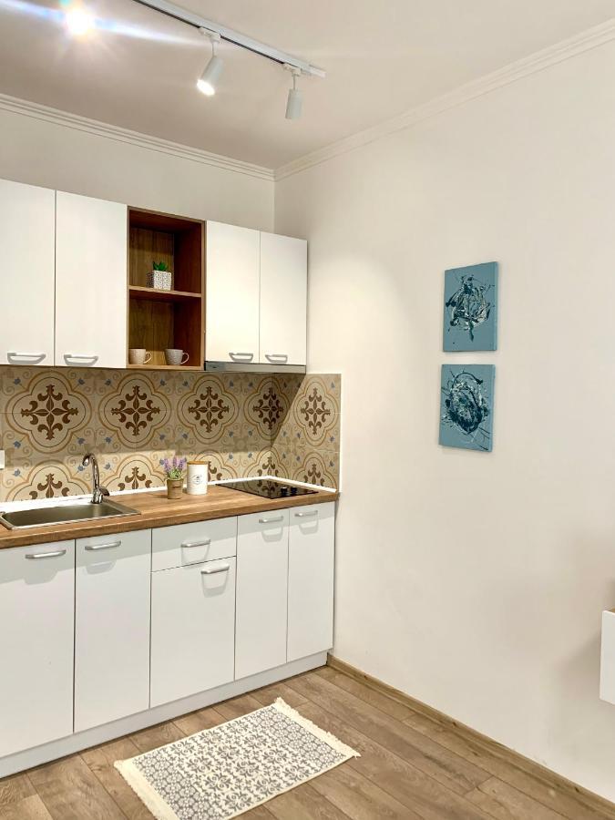 Sol Lux Studio Apartments 2Nd Floor Durres Exterior photo